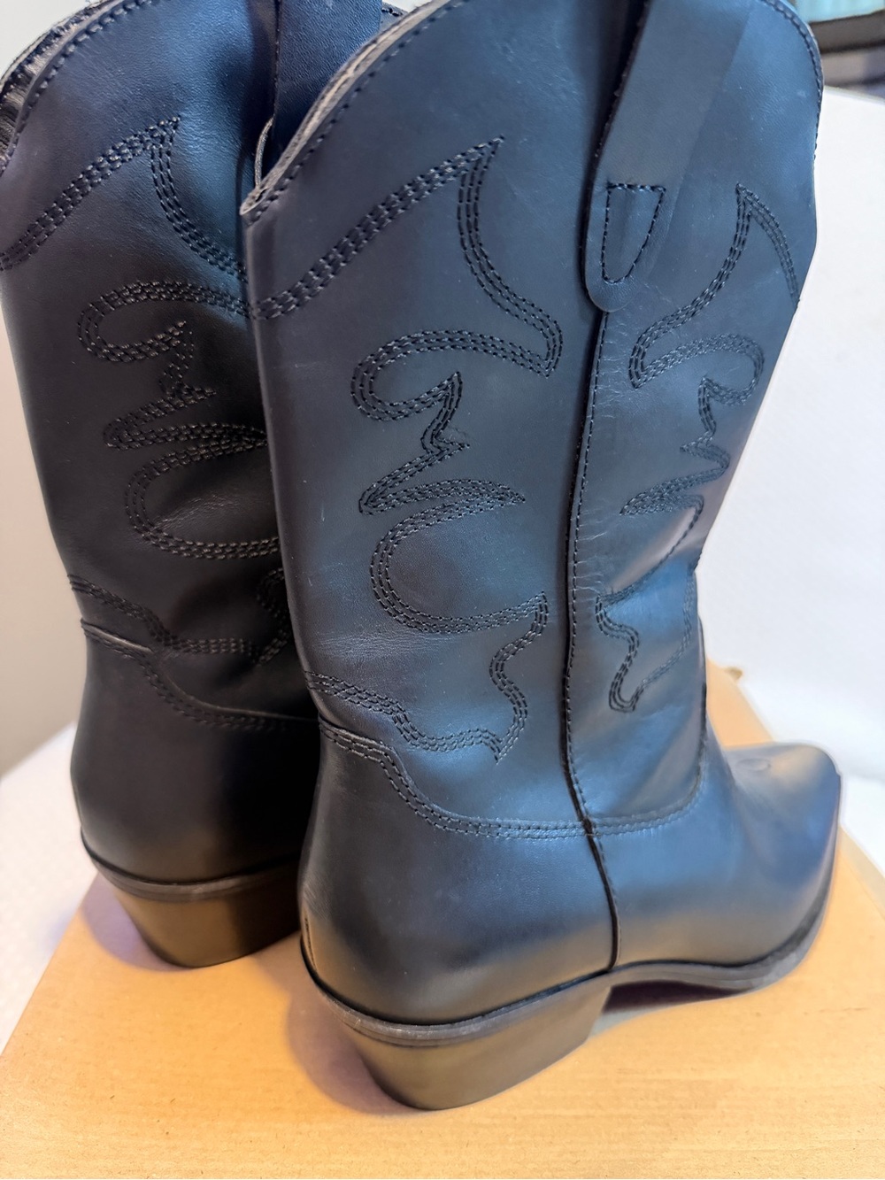 Steve Madden Black Western Mid-Calf Heeled Boots
